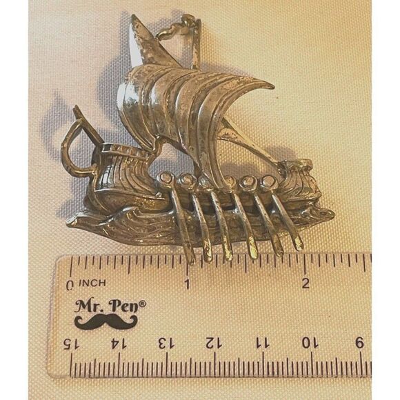 Thief of Bagdad collectable pin Ship 1940 great Korda - Picture 4 of 7